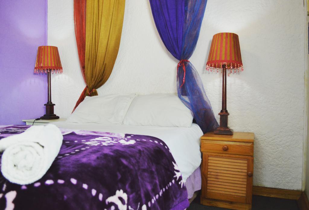Homebase Melville Backpackers Johannesburg Exterior foto